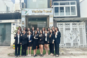 Vietkite Travel là công ty tổ chức tour du lịch uy tín với nhiều năm kinh nghiệm trong lĩnh vực lữ hành nội địa và quốc tế