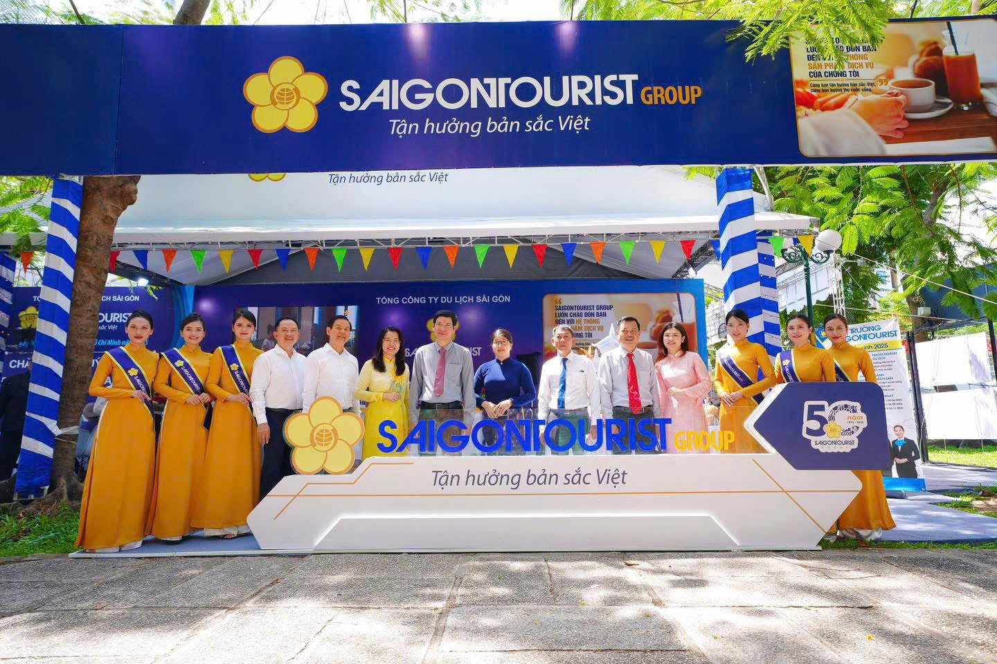 Saigontourist Group là thương hiệu du lịch lâu đời, sở hữu hệ thống khách sạn, resort, nhà hàng và khu nghỉ dưỡng cao cấp trên toàn quốc